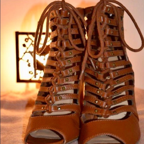 Cognac Lace-up Wedges w/ Pyramid Stud Detailing - Picture 6 of 8